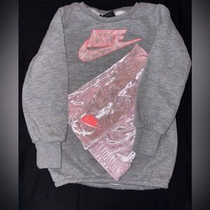 Nike Kids Sweatshirt in Gray and Pink